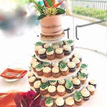 Tropical Cupcakes Wedding