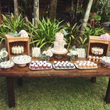 Amuse Bar Dessert Table