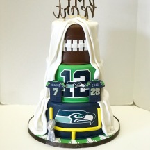 Seahawks Peek A Boo Cake